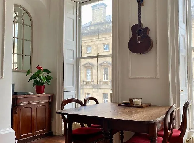 Stunning Georgian Central Bath Home